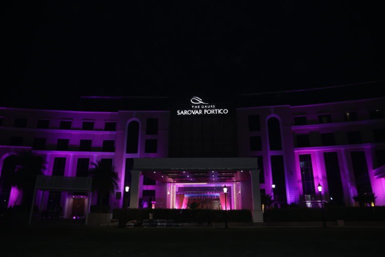 Gaurs-Sarovar-Portico