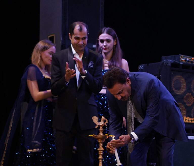 Central Park CMD Mr. Amarjit Singh Bakshi Mr. Shravan Govil President Sales Marketing CRM Central Park