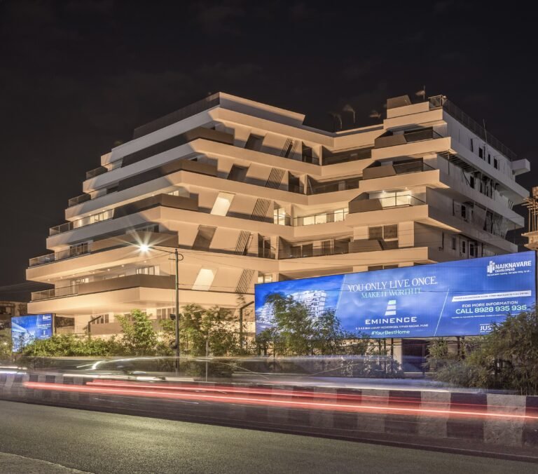 Naiknavare Eminence2