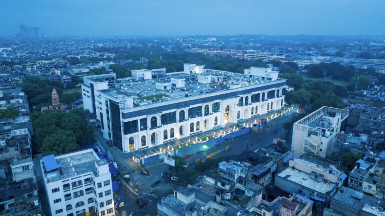 Omaxe Chowk