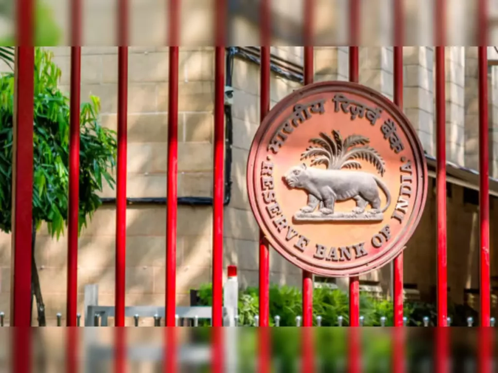 et poll rbi likely to maintain status quo on key rates