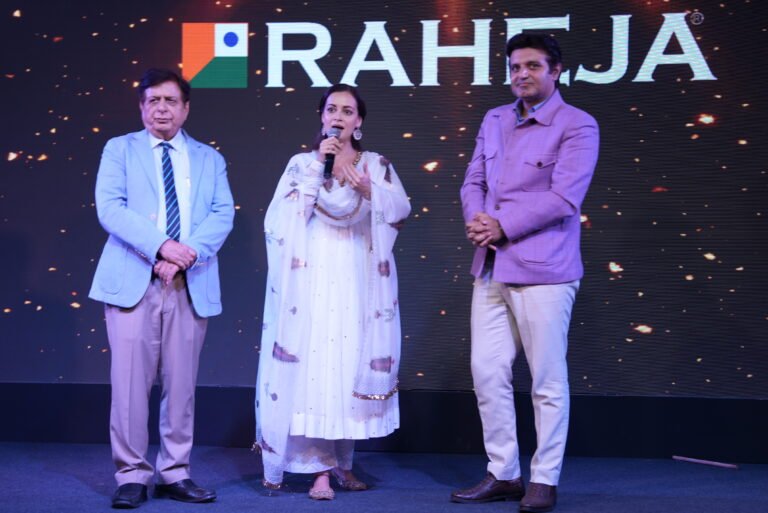 L to R Naveen M Raheja DIa Mirza and Nayan Raheja 1