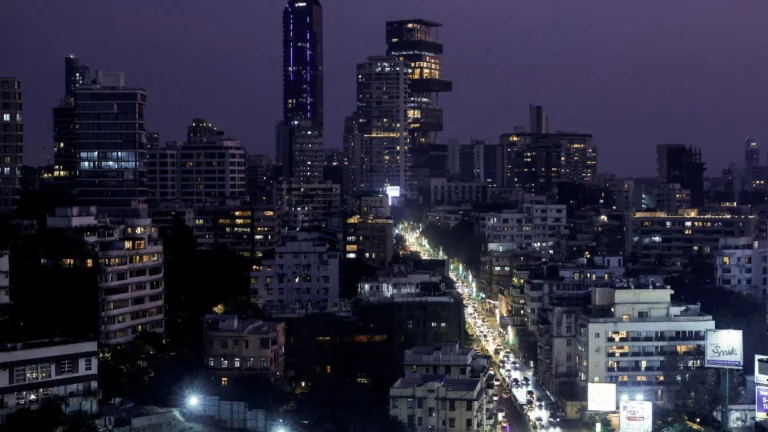 66fe8ed583911 knight frank data 033218920 16x9 1