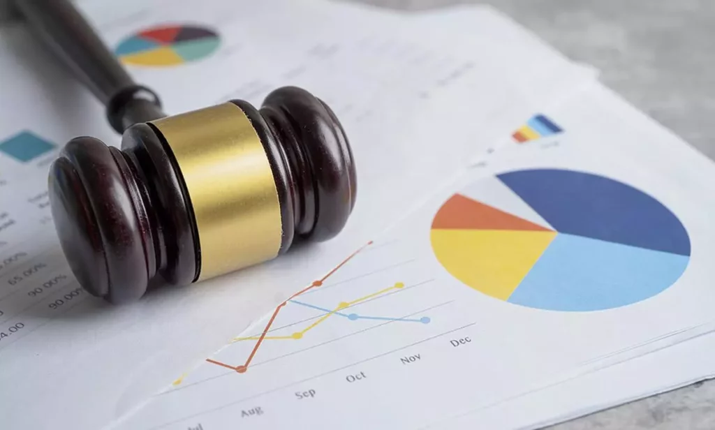 IMG PO20 Gavel charts 2 1 GLDFK6IH