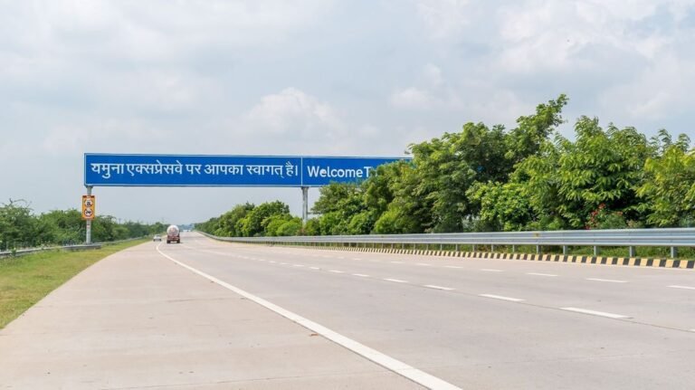 yeida yamuna expressway industrial development authority 0 1200