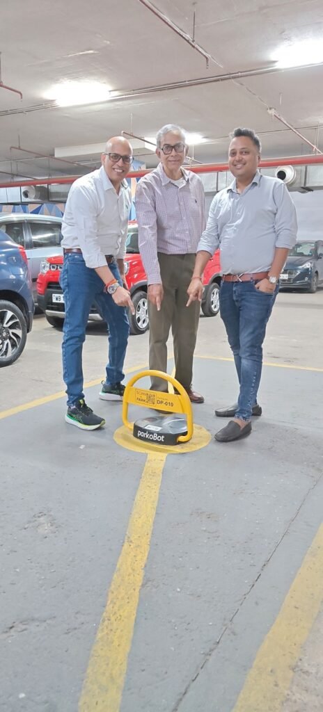 L R Raj Kumar Bihani CMO Co Founder Animesh Mukherjee CTO Co Founder Amrit Choudhury CEO Co Founder Parkobot