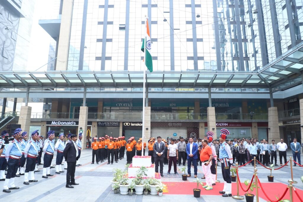 Vegas Mall Dazzles with a Double Celebration 2 1