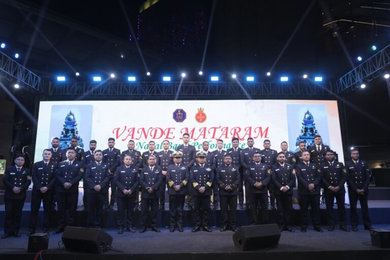 Vegas Mall Band Republic Day