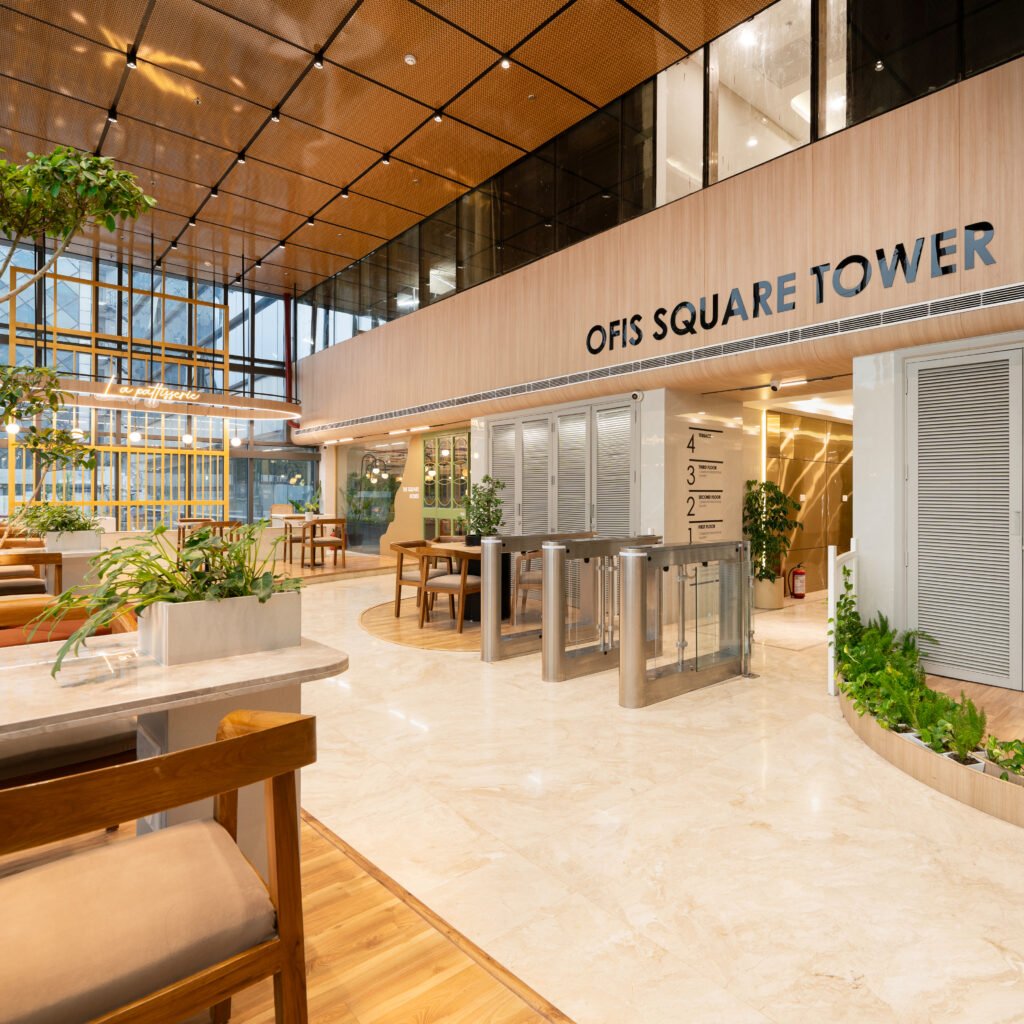 DSC05163 copy 1024x1024 1