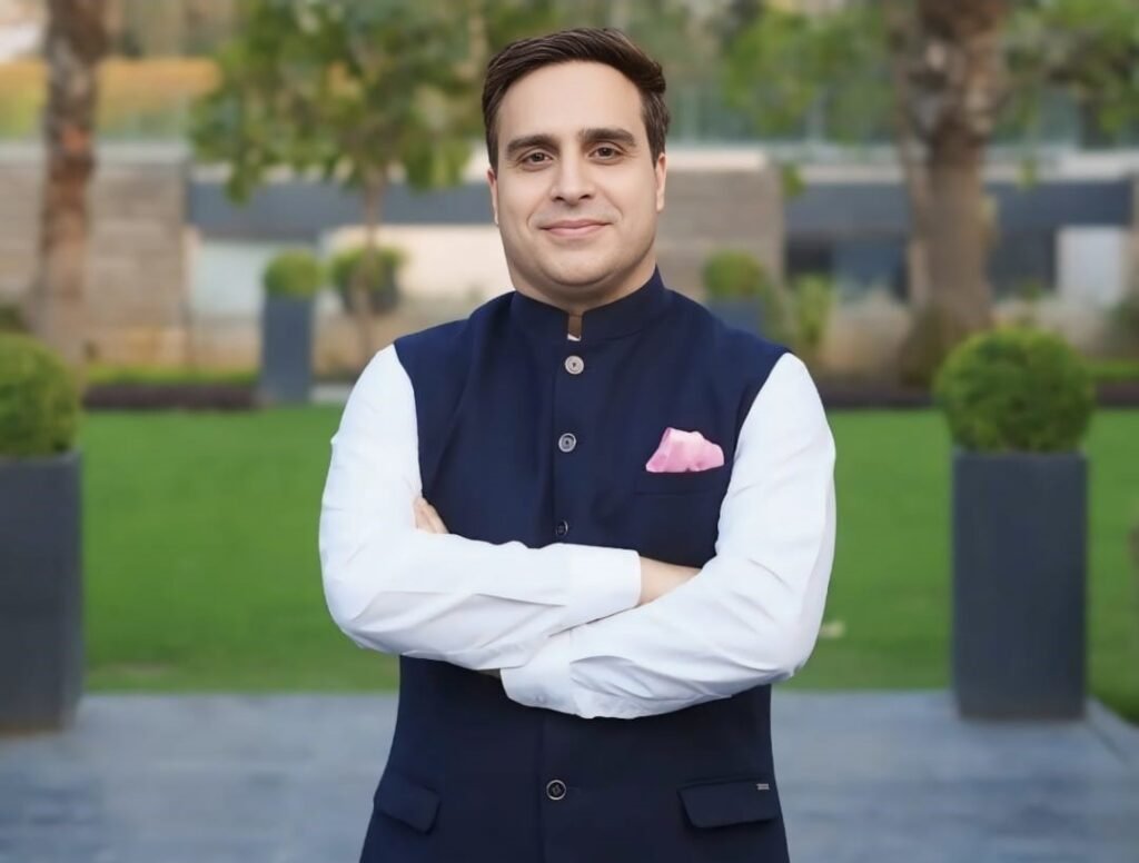 Praveen Raina Executive President SPJ True Realtyy 1