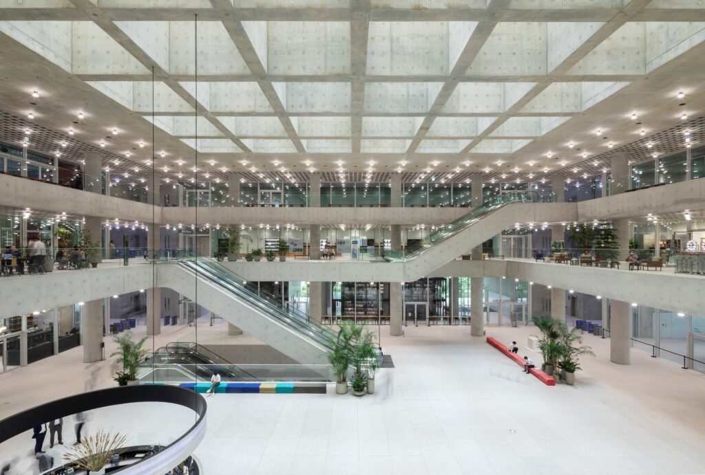 Amore Pacific escalator Seoul CJL3801 mid size