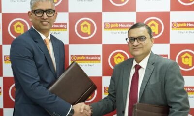 Mahesh Misra MD CEO IMGC with Ajai Shukla MD CEO PNB Housing Finance