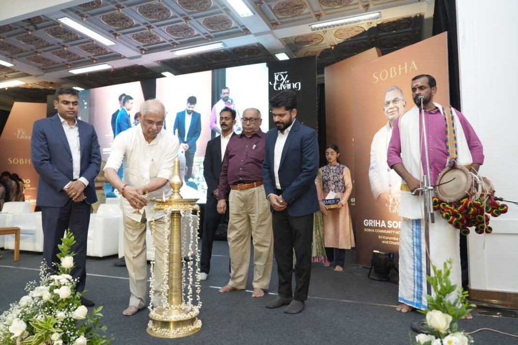 Photo 1 Honble Governor of Kerala Sri Rajendra Vishwanath Arlekar lighting the lamp scaled