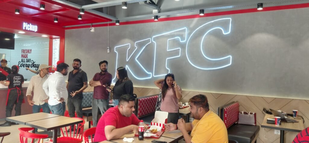 KFC Opens New 3,500 Sq. Ft. Outlet at Spectrum@Metro Phase 2 in Noida 2 KFC Opens New 3,500 Sq. Ft. Outlet at Spectrum@Metro Phase 2 in Noida