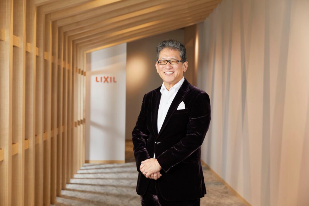 lixil