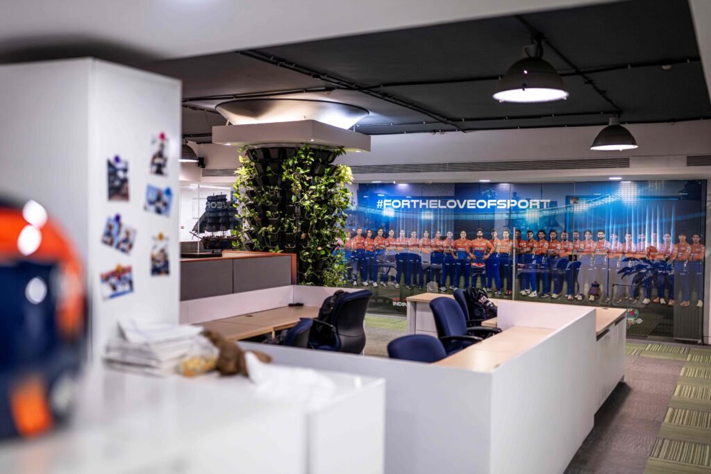 Shreyas Iyer Inaugurates Formula 1® Sim Racing India Headquarters in Mumbai 1 MFRL F1 Facility