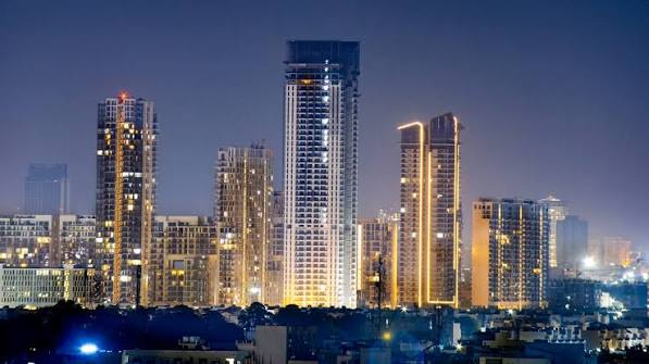 Choosing the Right Builder in Gurugram: Homebuyer's Guide for 2026 2 Choosing the Right Builder in Gurugram: Homebuyer's Guide for 2026