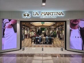 lA Martina